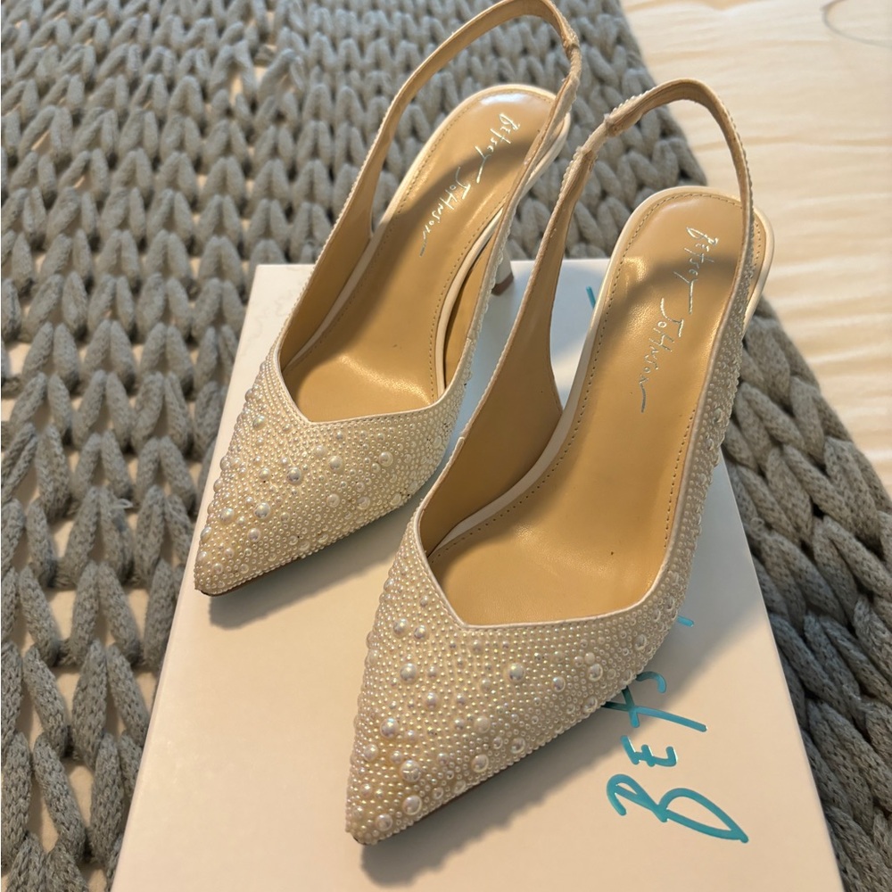 Like new Betsy Johnson heels from Wedding and Bridal collection